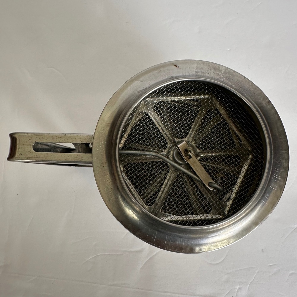 VTG Aluminum Housewares 3 Cup Stainless Steel Sifter Triple Screen Flour Sifter - Picture 6 of 6